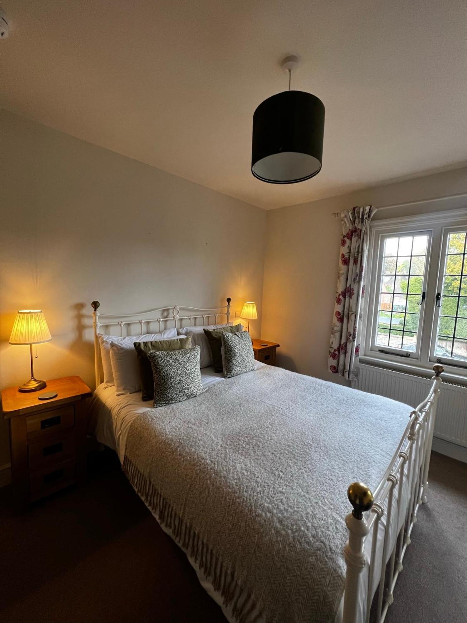 Bed and Breakfast White Hart Алтон Номер фото
