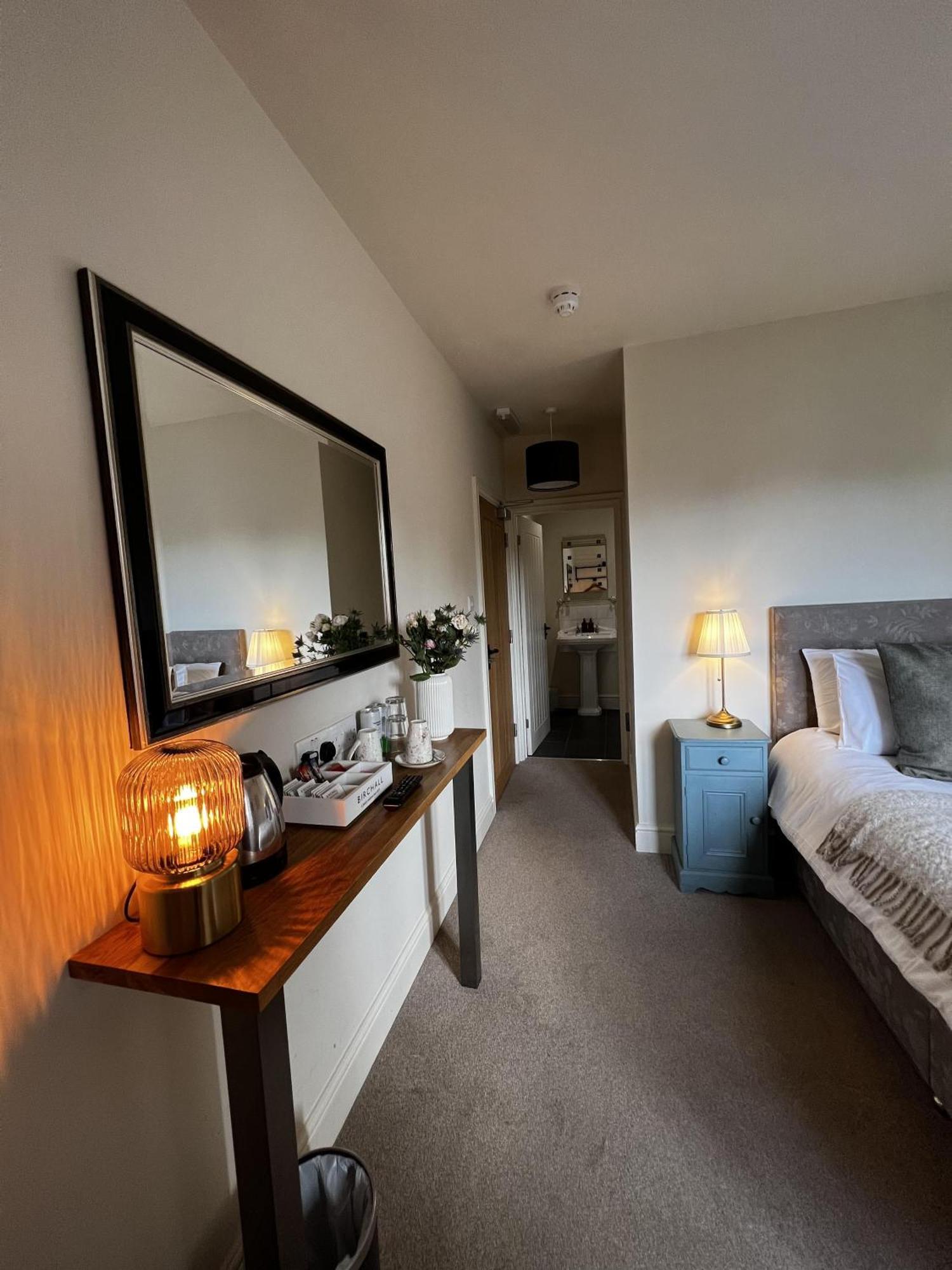 Bed and Breakfast White Hart Алтон Номер фото